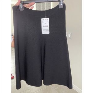 ZARA skirt black BRAND NEW ✨🎉
